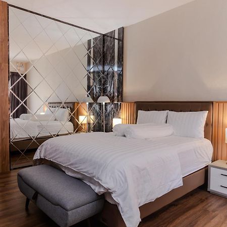 Inez Homestay Yogyakarta Ngoại thất bức ảnh