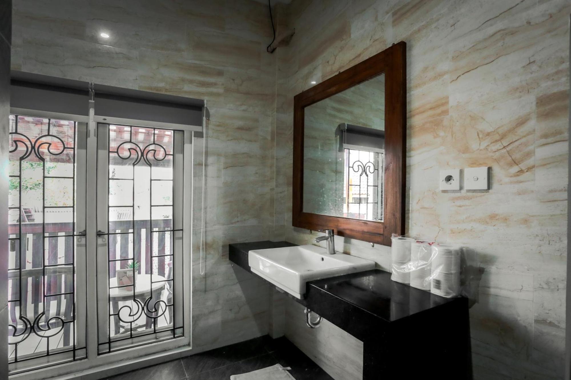 Inez Homestay Yogyakarta Ngoại thất bức ảnh